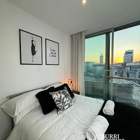 Monthly At The Rotunda Apartment